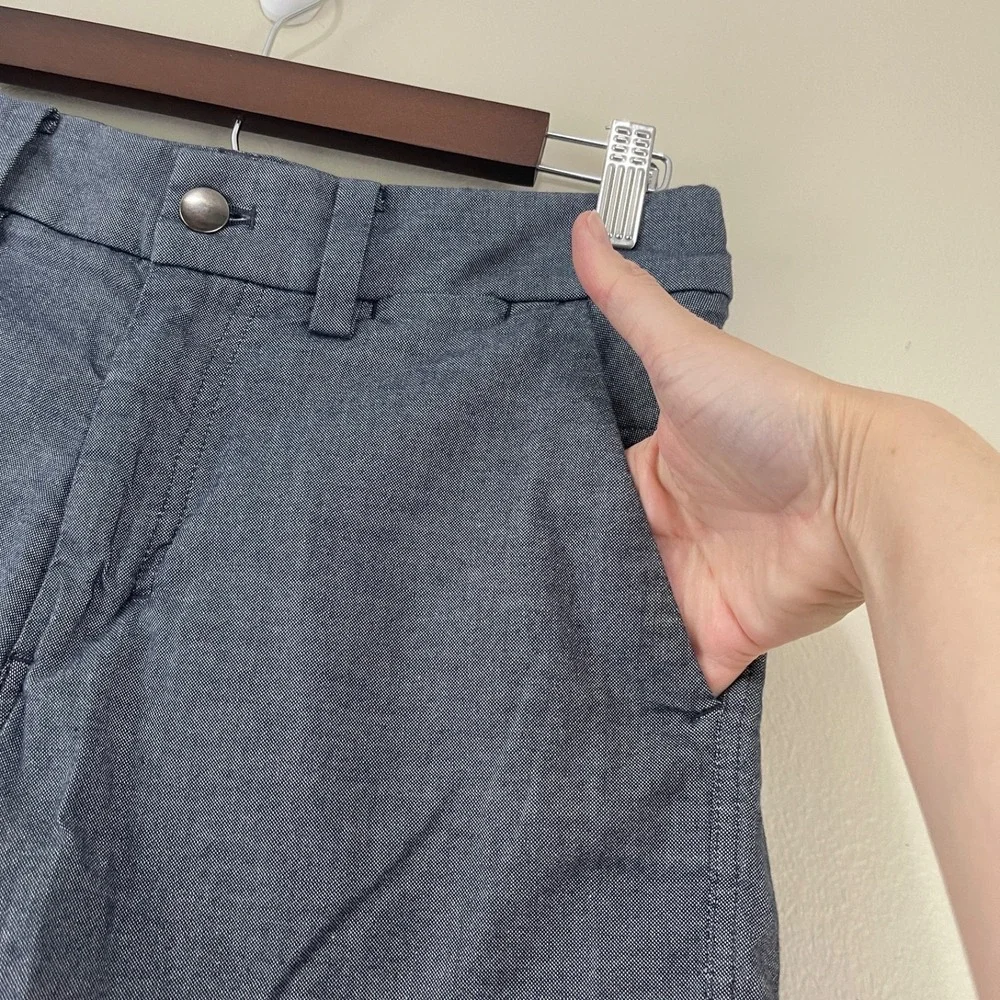 Lululemon Shorts Mens 28 Commission Chino‎ Gray Flat Front Gray Qwick Oxford